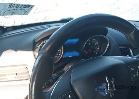 2017 Maserati Levante z USA, uszkodzony, nr VIN ZN661XUAXHX224543